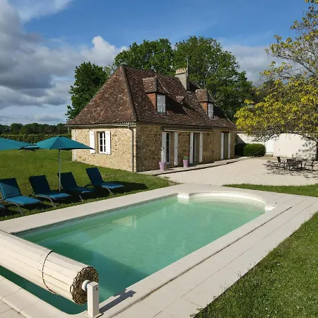 De La Girode Ferienhaus *