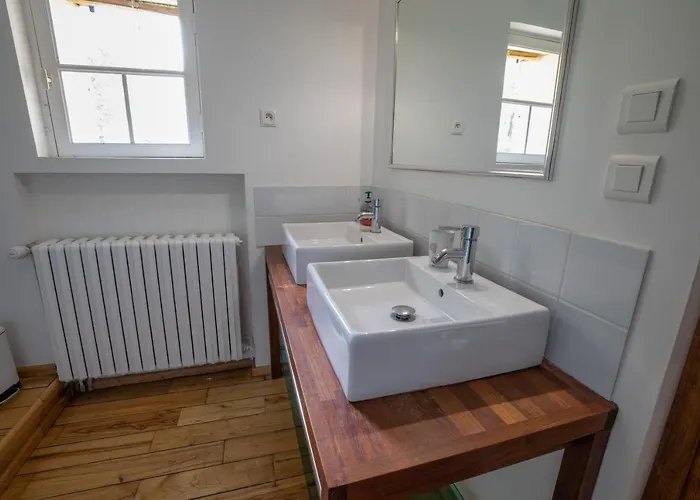 De La Girode Rouffignac Saint-Cernin