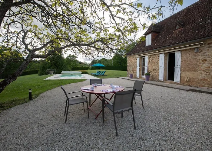 De La Girode 펜션 *